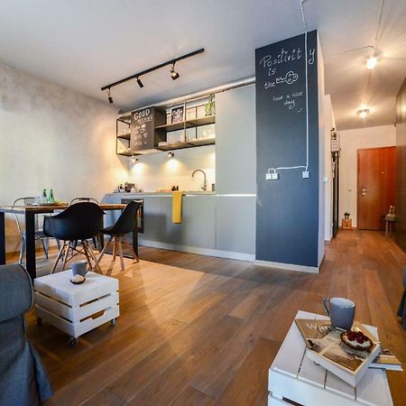 Tamka Chopin Apartment Варшава Экстерьер фото