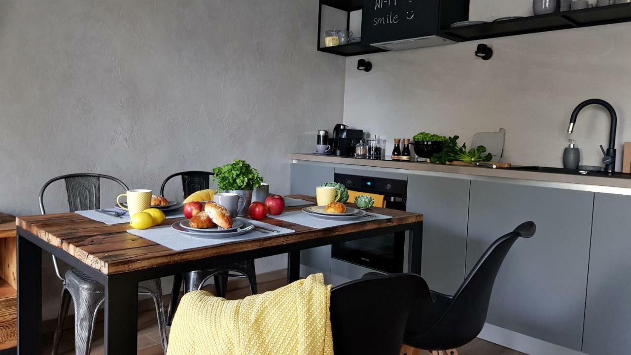 Tamka Chopin Apartment Варшава Экстерьер фото